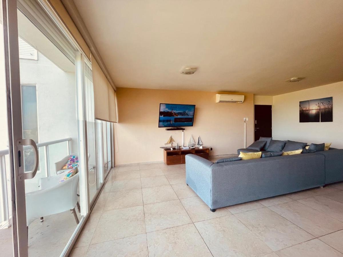 Punta Me Luxury Apartments Ocean View & Beach Front In Amara Cancún Esterno foto